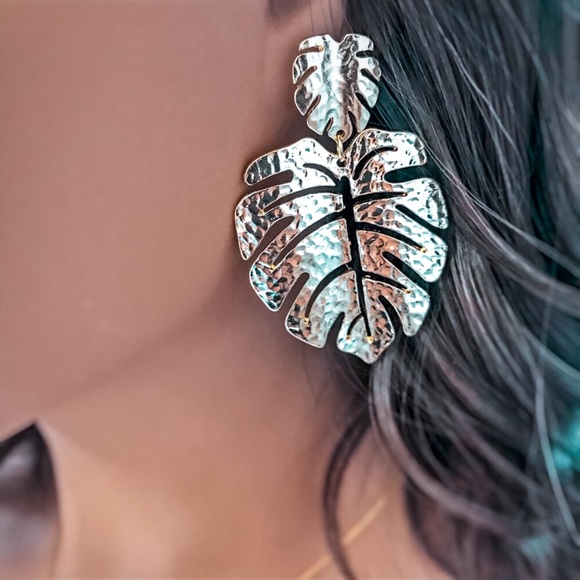Jewelry - Hammered Gold Monstera Leaf Earrings